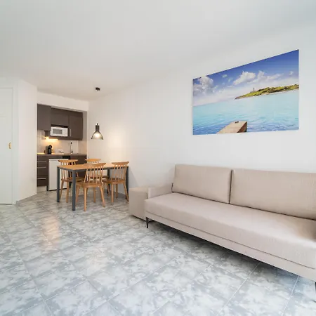 Ferrer Lime Playa De Apartahotel